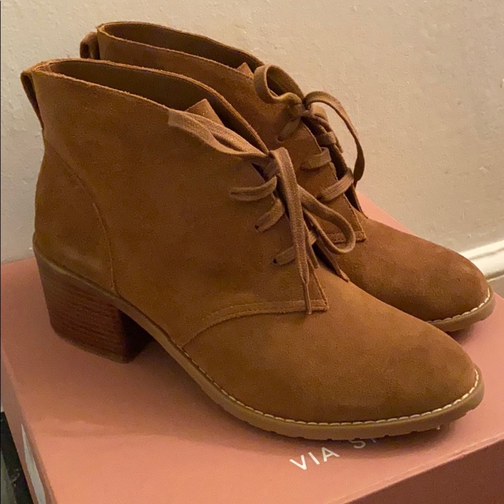 Susina suede boot